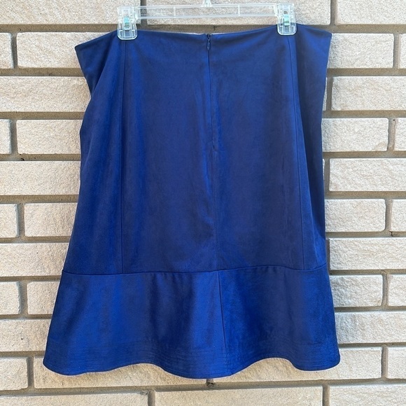 H by Halston Classic Faux Suede Peplum Skirt Sz L - Picture 10 of 12
